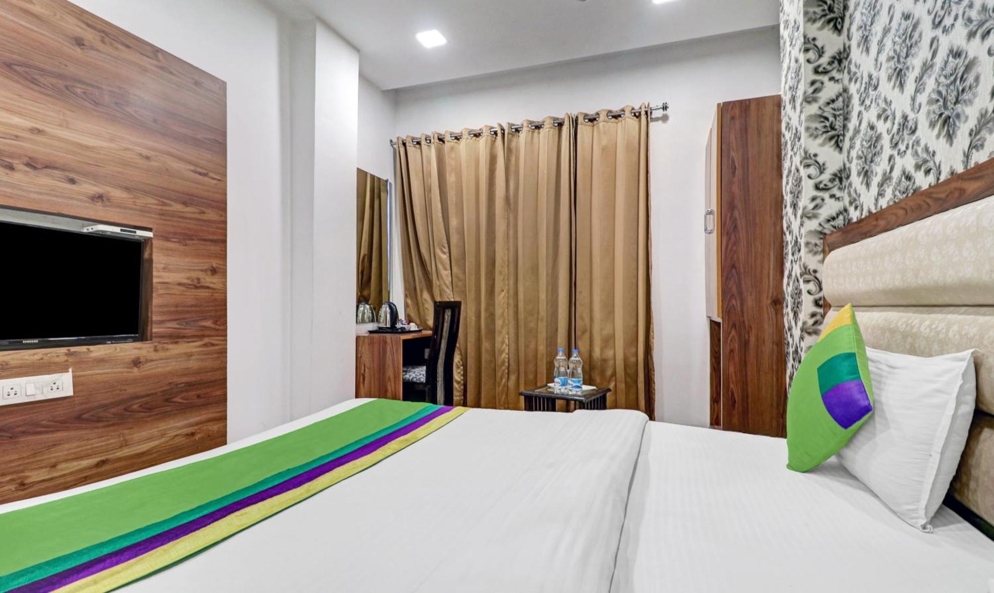 Itsy Hotels Unique - Near Railway Station Amritsar Eksteriør billede