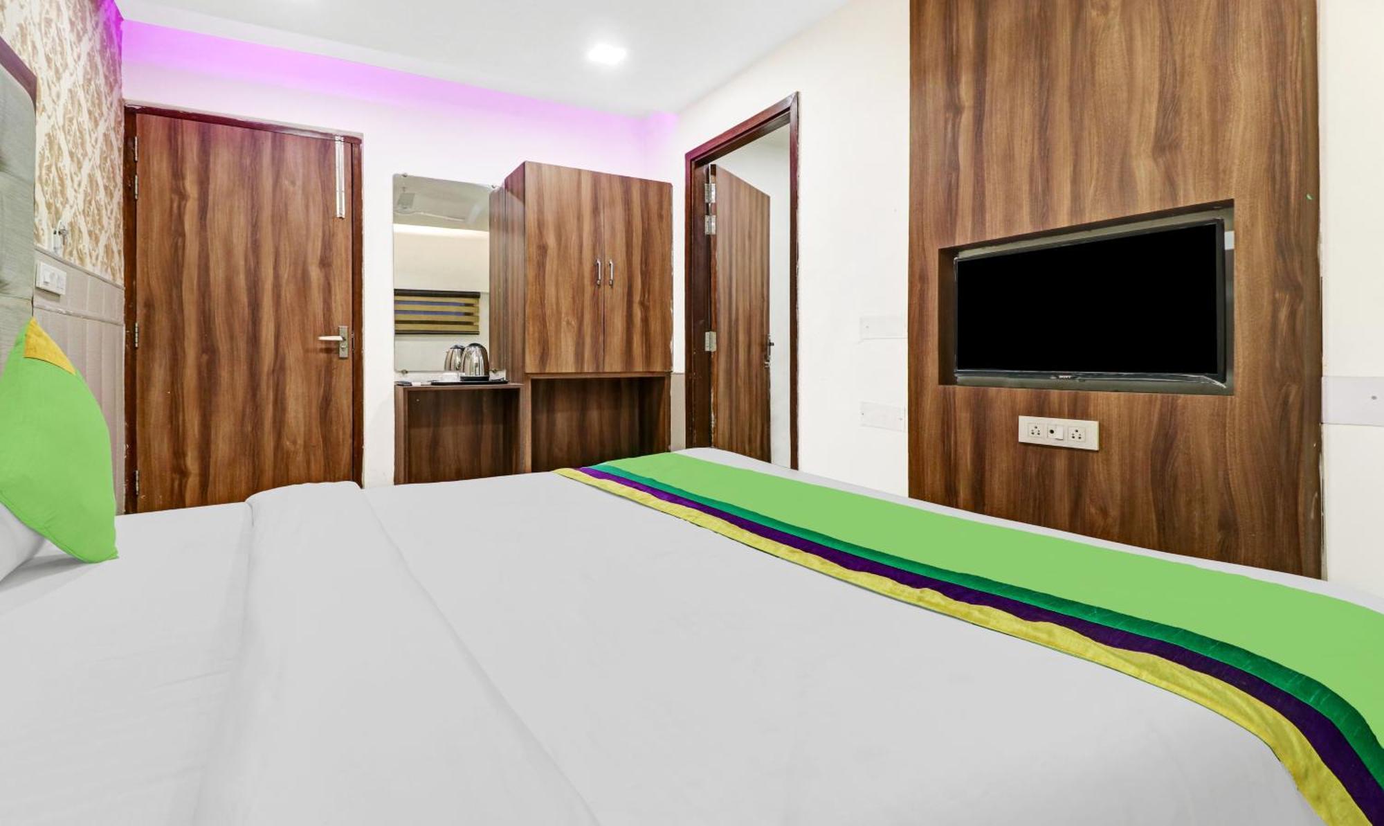 Itsy Hotels Unique - Near Railway Station Amritsar Eksteriør billede